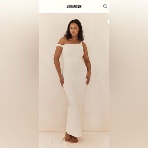 BRAND NEW !!! JOHANSEN THE LONG POPPY DRESS